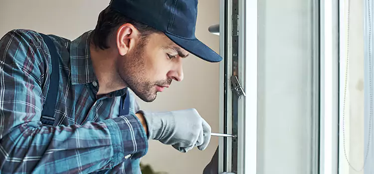 Emergency Response for Latch Issues Massapequa Park